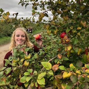 Meet your Posher, Shelby